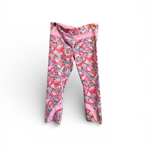 Lululemon Run: Inspire Crop 11 size 6 *All luxtreme - Picture 3 of 6